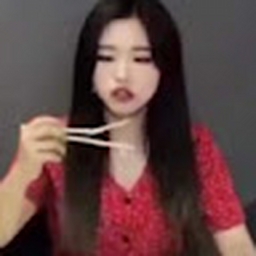 Avatar of user esmeralda333