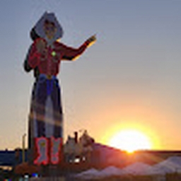 Avatar of user mrbluesky23134