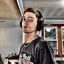 Avatar of user Ezra Lake