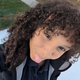 Avatar of user IamMiaWells_Offical