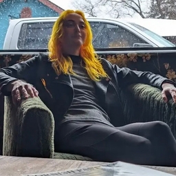 Avatar of user Riley