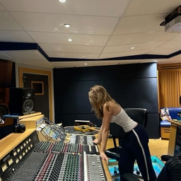 Avatar of user anng1