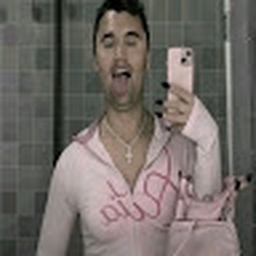 Avatar of user l_deryy302