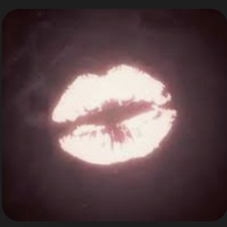 Avatar of user @L0V3R_GURL<3